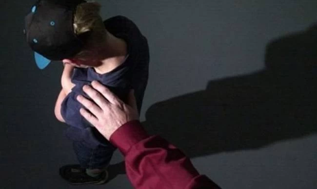 Πάτρα: Ηλικιωμένος κατηγορείται ότι παρενοχλούσε αγοράκια (βίντεο)